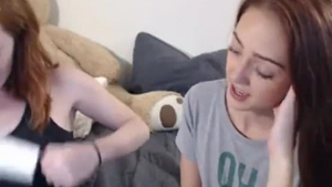 Hot cuckolding ladies getting fucked together